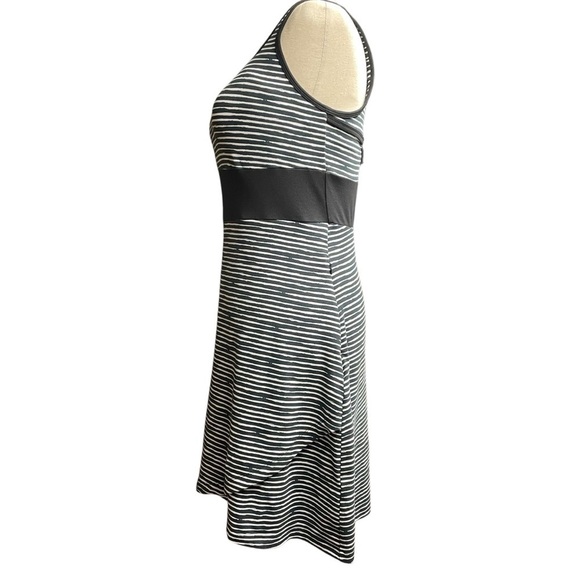 Title Nine M Connelly Dress Painted Stripe Athleisure Dress Size Small - Picture 3 of 14